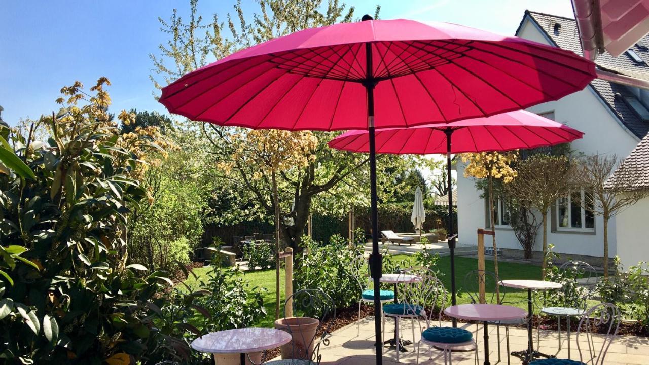 B & B Villa Dahlia Backnang Buitenkant foto